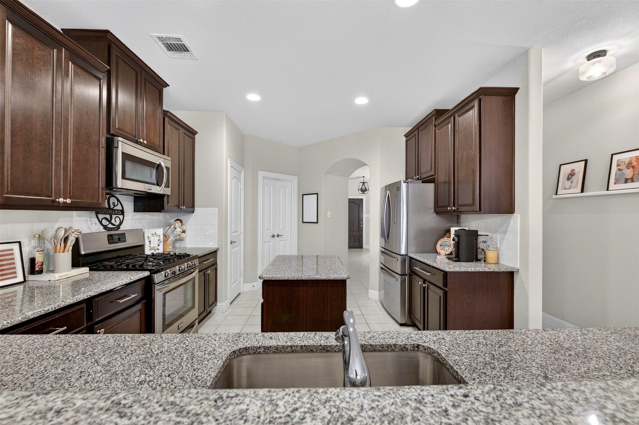 3704 Wrexham Street Frisco TX 75036