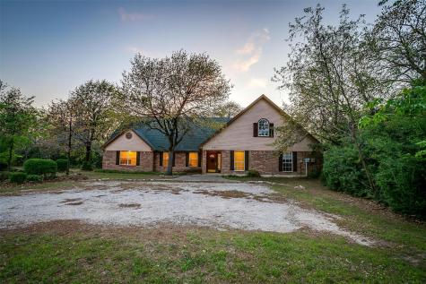 1522 Oakwood Drive Denton TX 76205