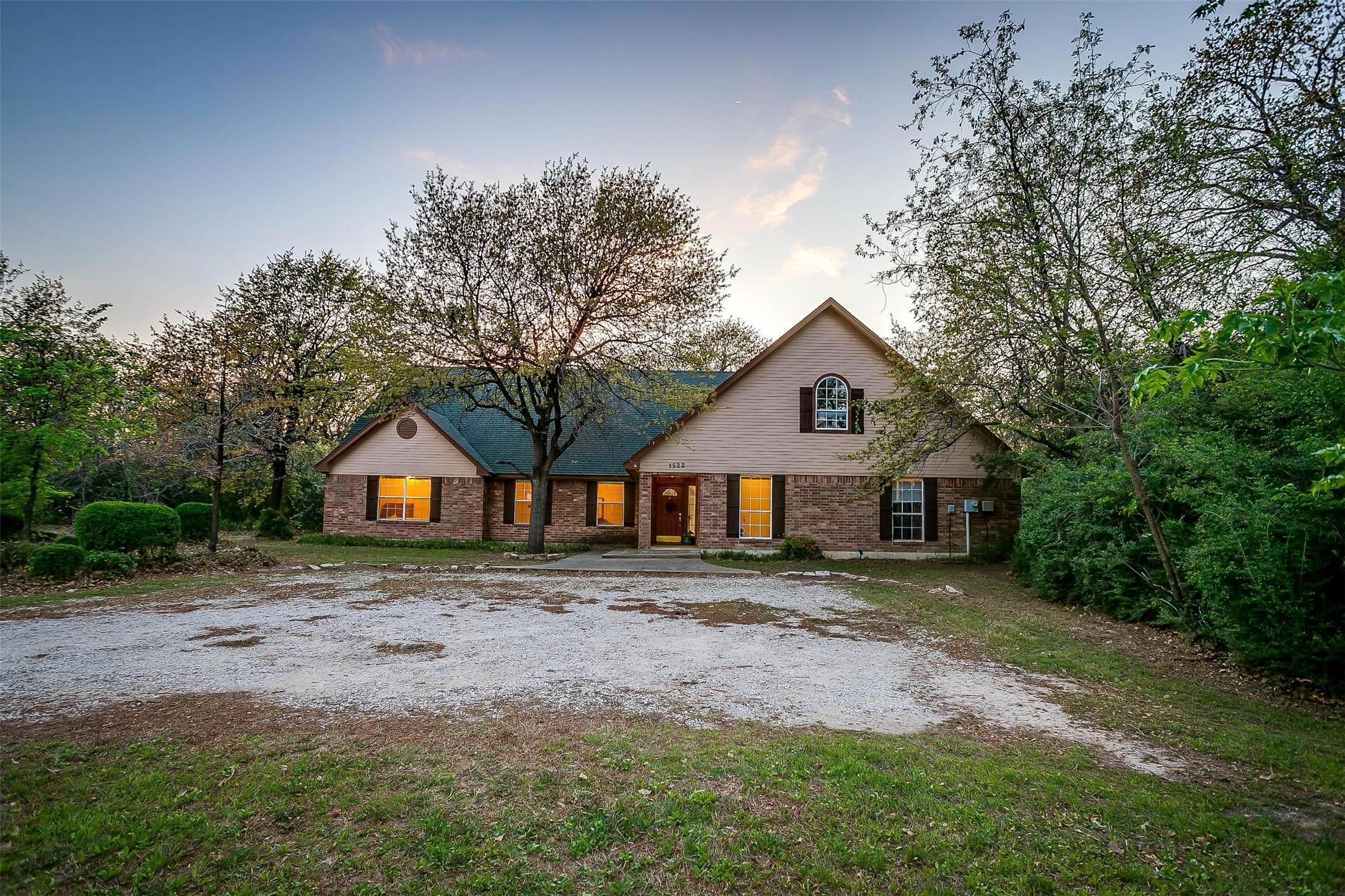 1522 Oakwood Drive Denton TX 76205