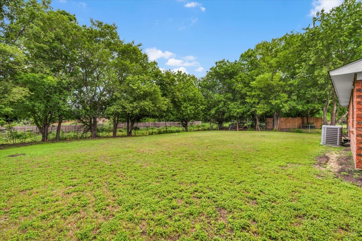 5817 Sidewinder Trail Fort Worth TX 76131