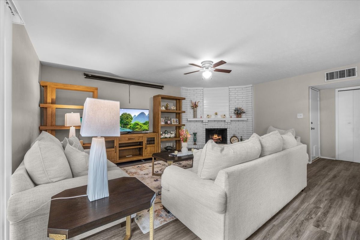 5817 Sidewinder Trail Fort Worth TX 76131