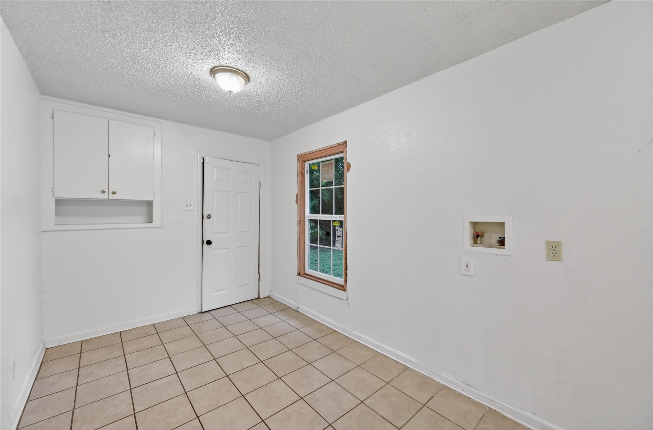 5555 Pinson Street Fort Worth TX 76119
