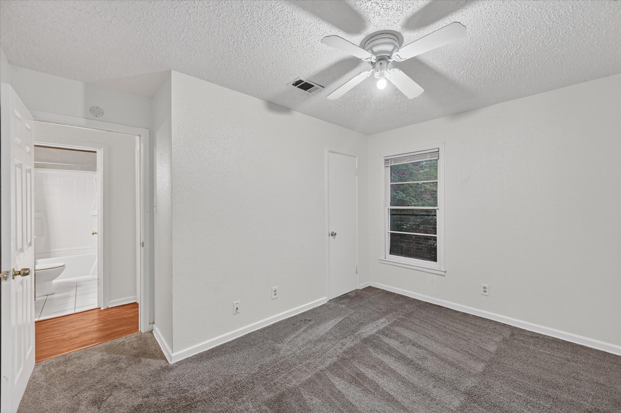 5555 Pinson Street Fort Worth TX 76119