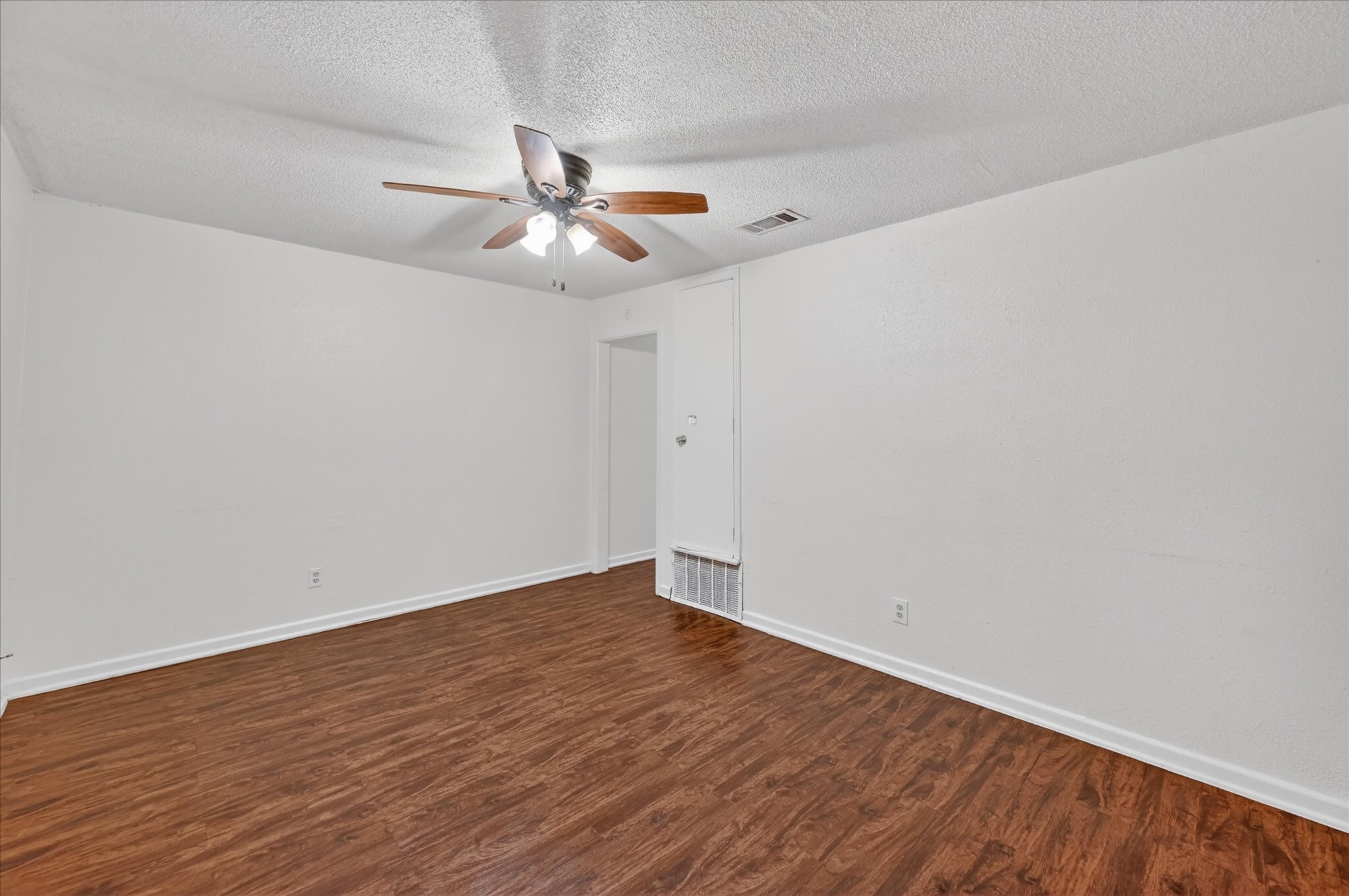 5555 Pinson Street Fort Worth TX 76119