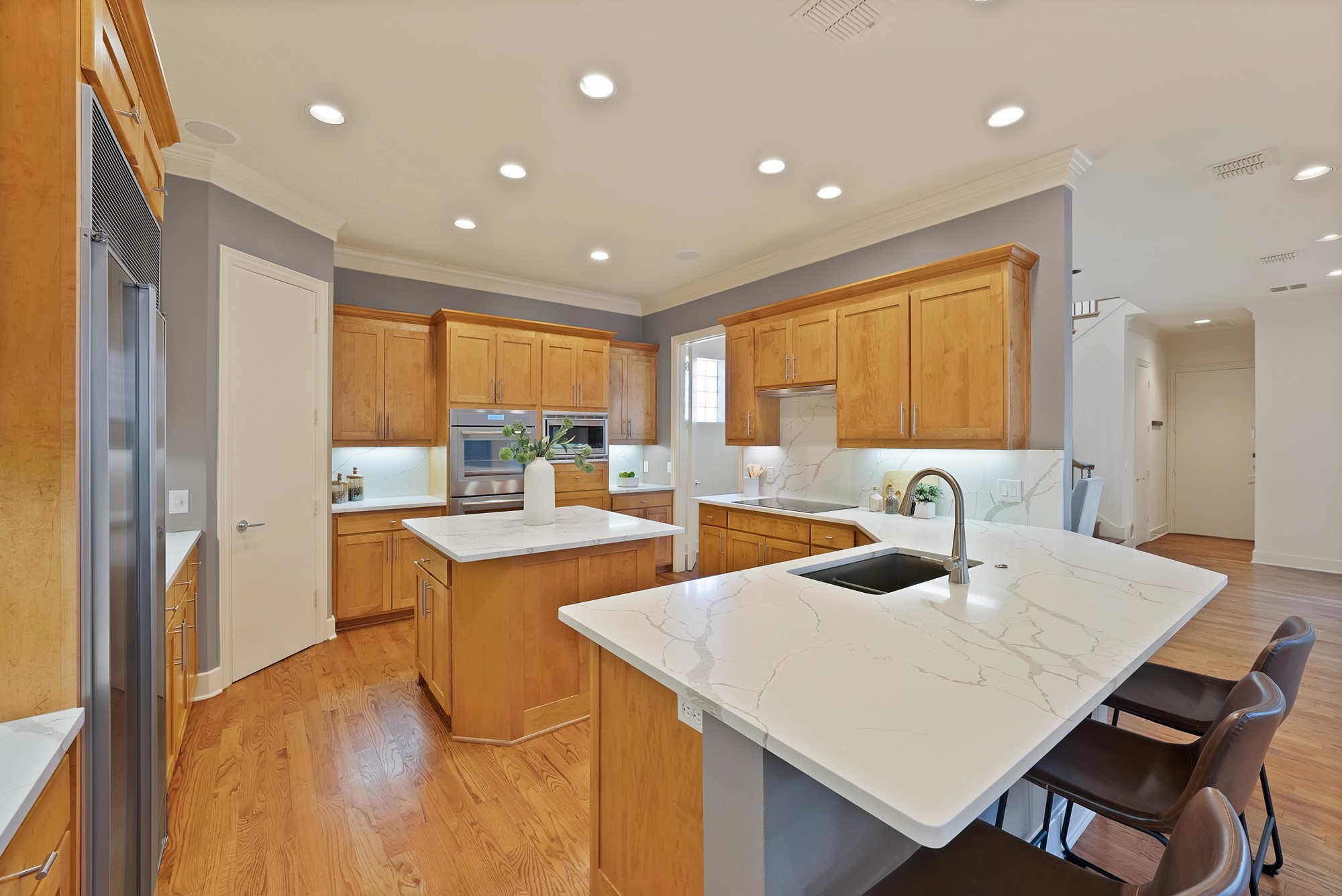 4010 Rawlins Street Dallas TX 75219