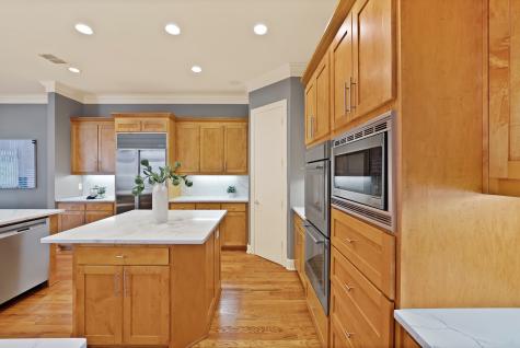 4010 Rawlins Street Dallas TX 75219