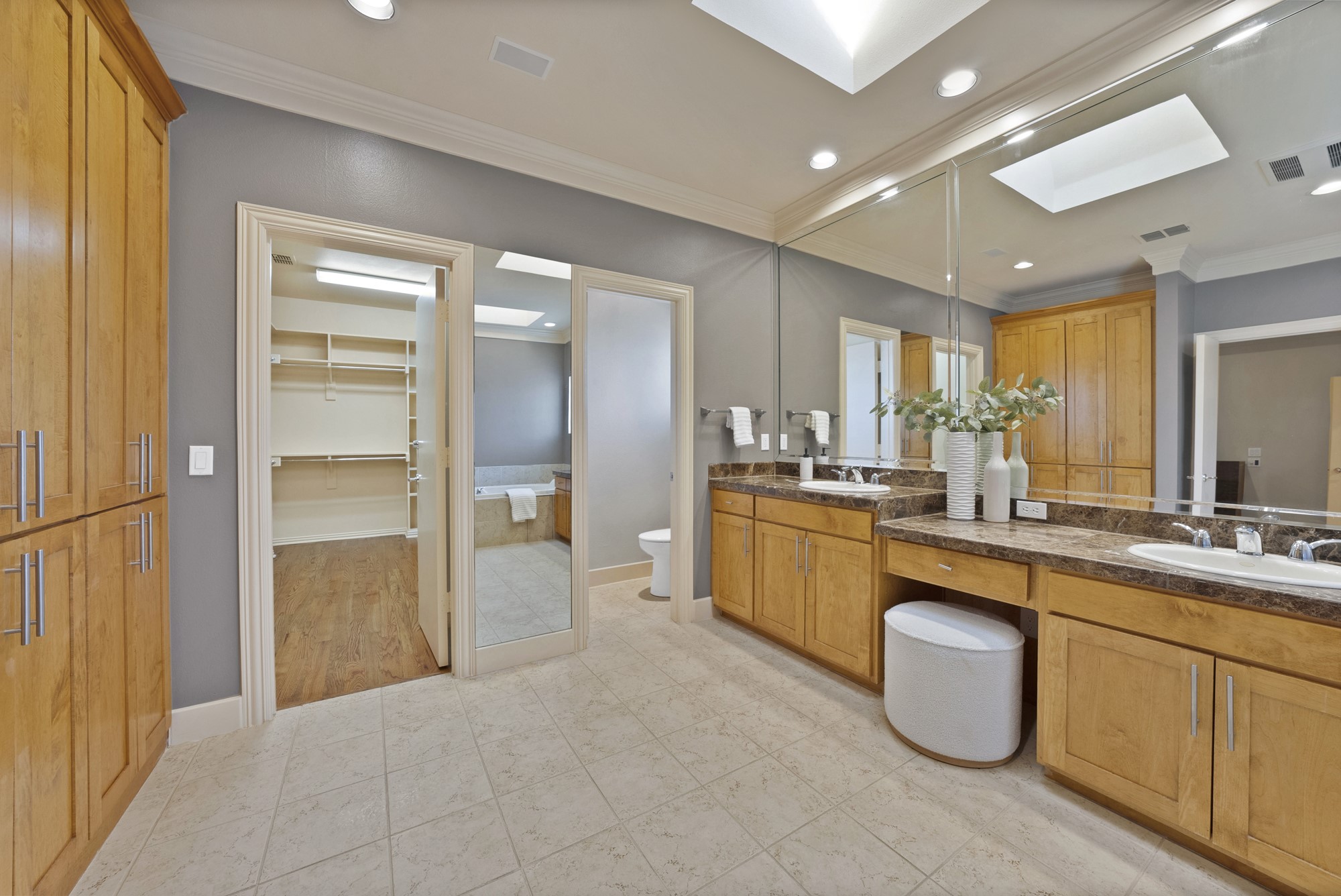 4010 Rawlins Street Dallas TX 75219
