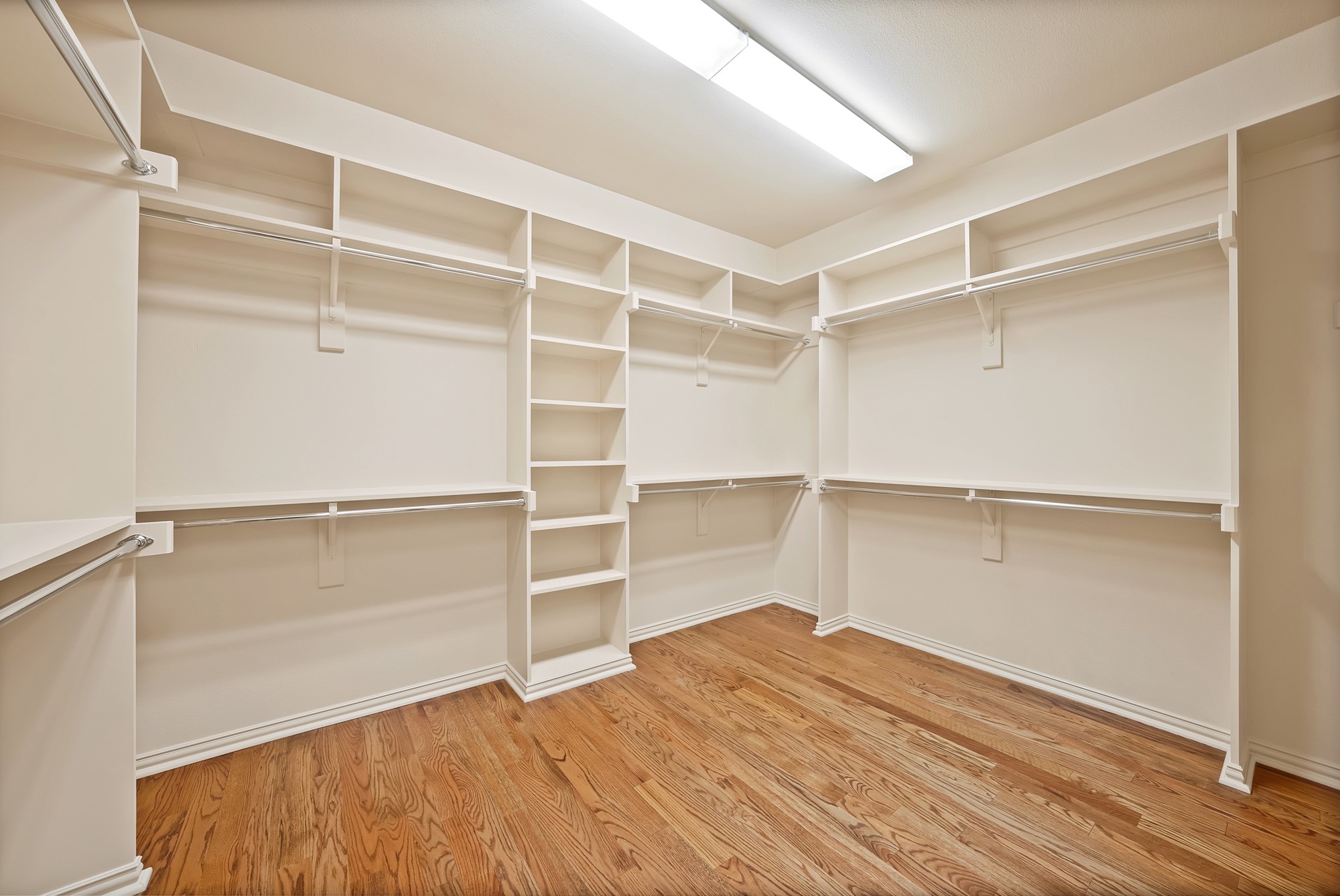 4010 Rawlins Street Dallas TX 75219