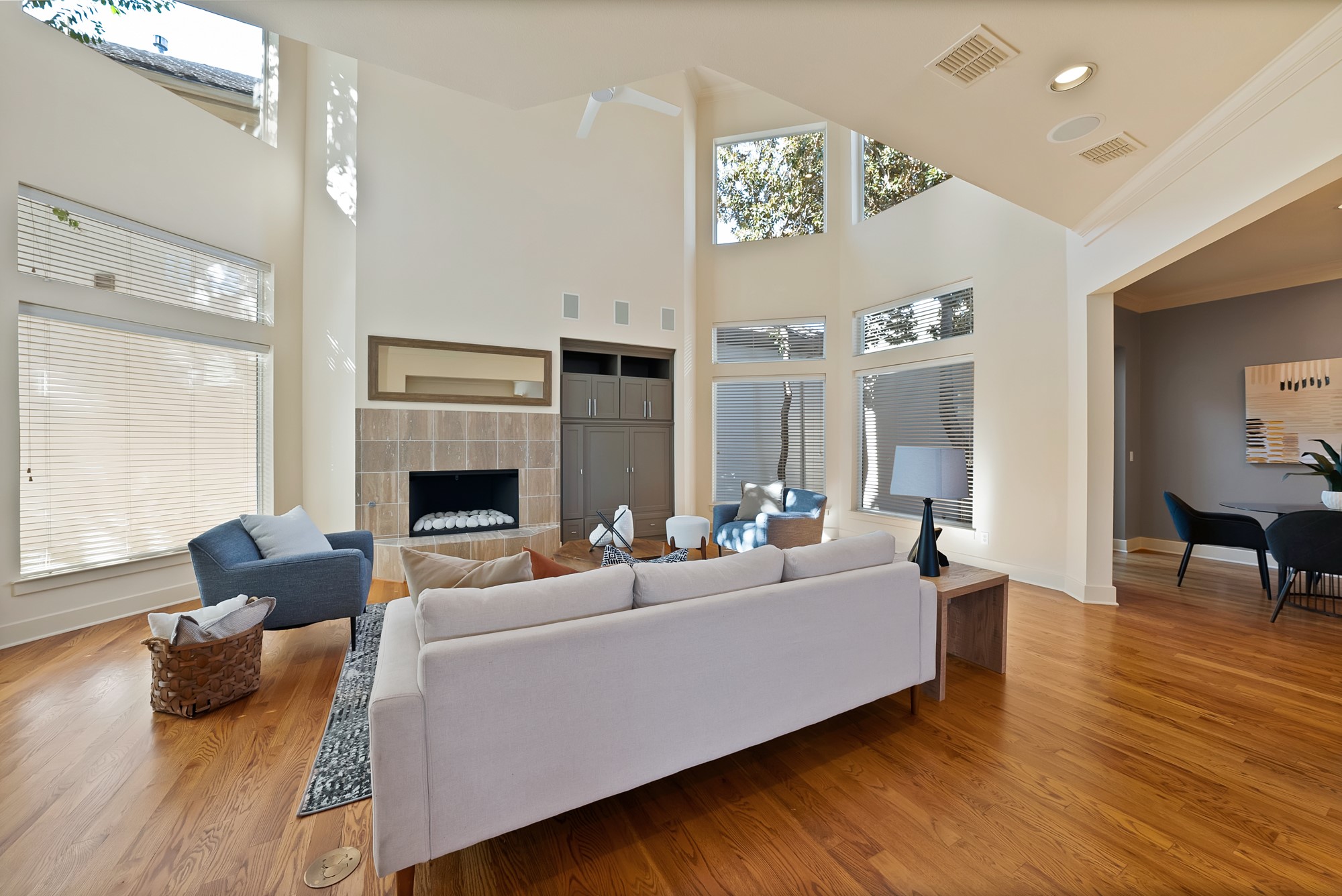 4010 Rawlins Street Dallas TX 75219