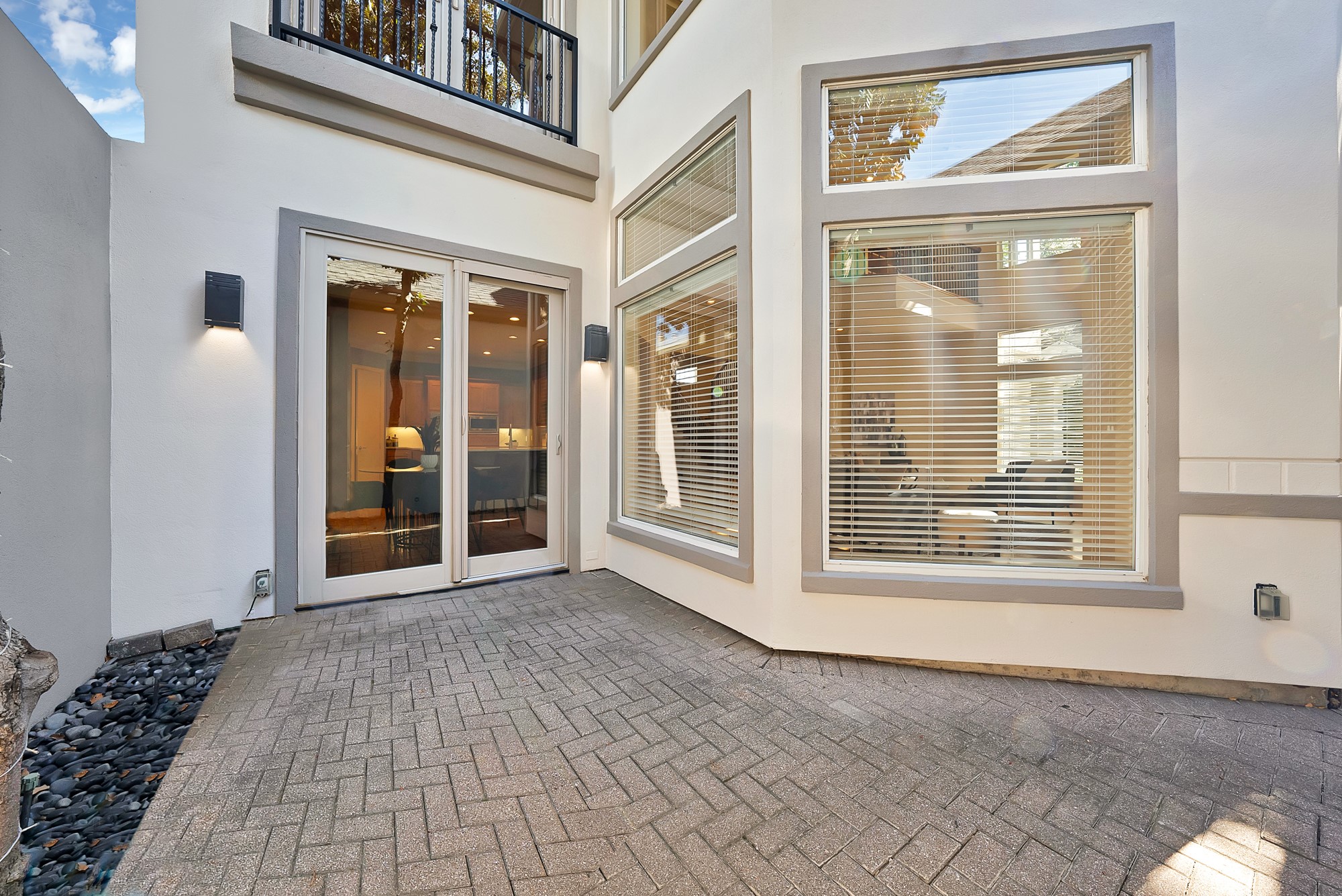 4010 Rawlins Street Dallas TX 75219