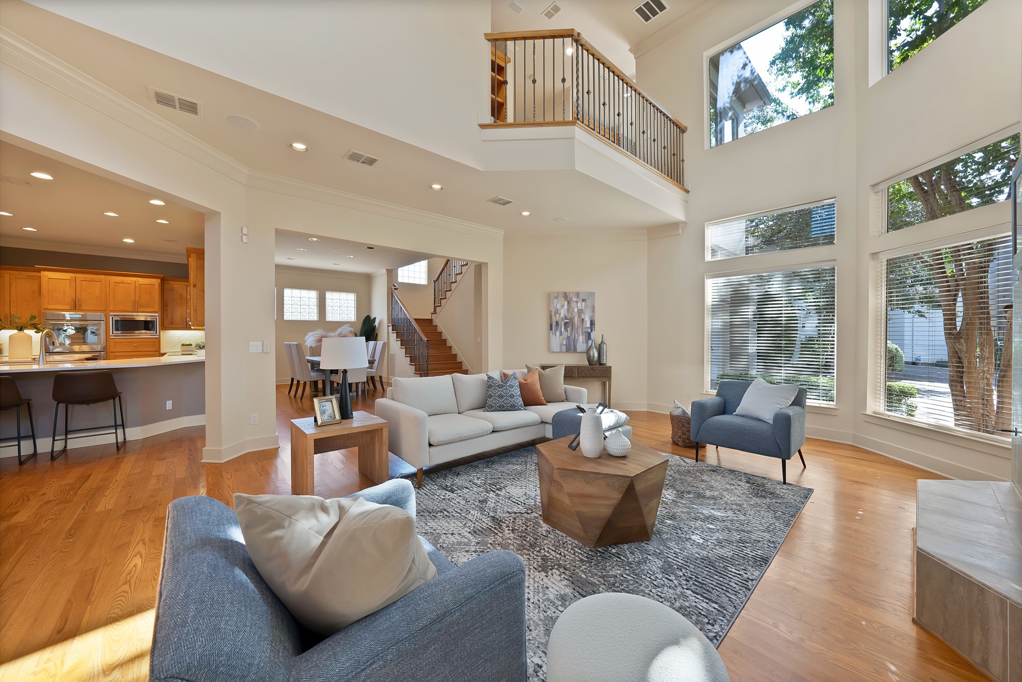4010 Rawlins Street Dallas TX 75219
