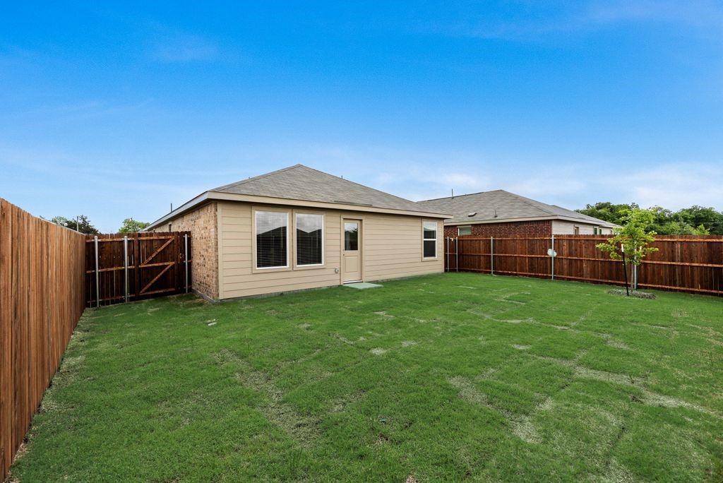 2132 Jesse James Lane Cleburne TX 76058