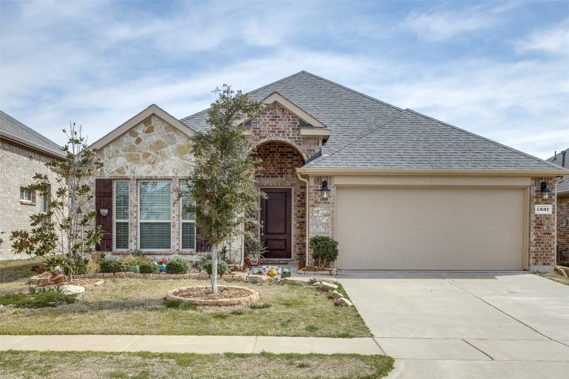 2637 Hillrich Anna TX 75409