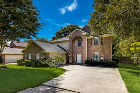 525 N Parks Drive Desoto TX 75115