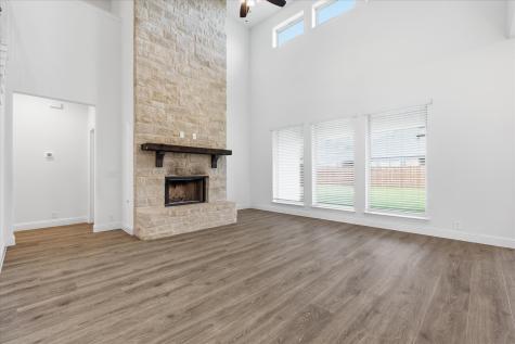 208 Lakewood Lane Ponder TX 76259