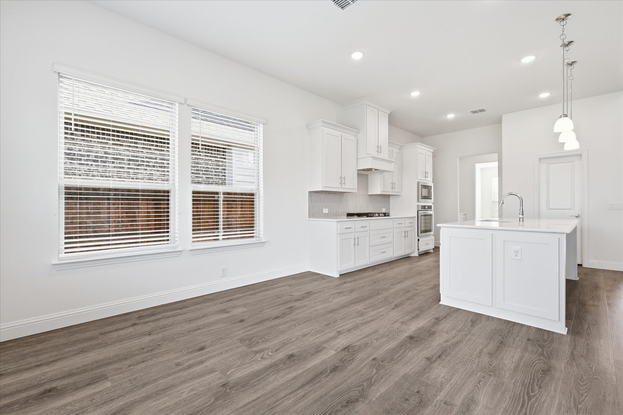 208 Lakewood Lane Ponder TX 76259