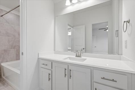 208 Lakewood Lane Ponder TX 76259
