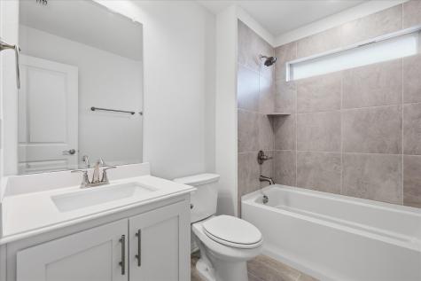 208 Lakewood Lane Ponder TX 76259
