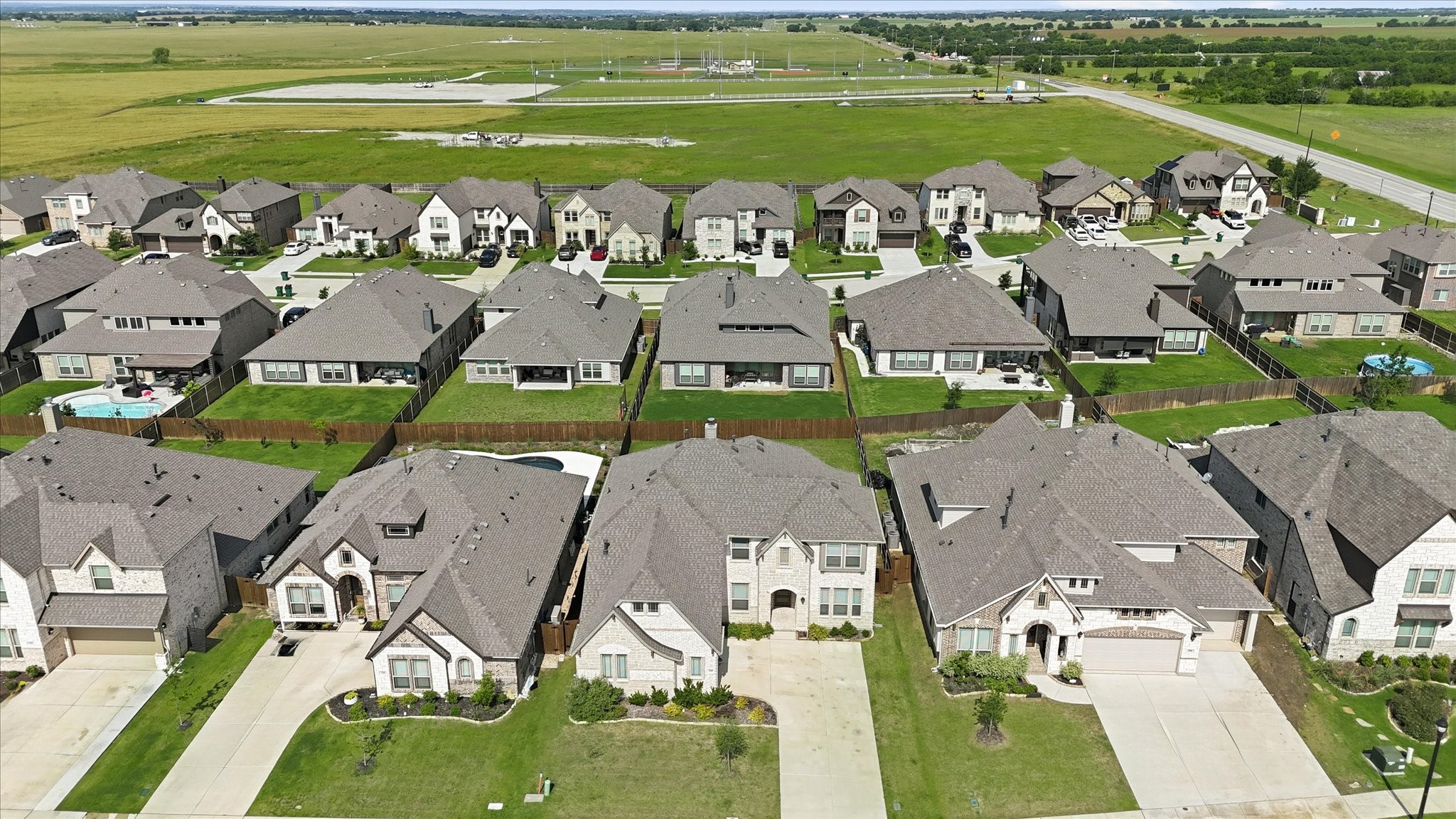 208 Lakewood Lane Ponder TX 76259