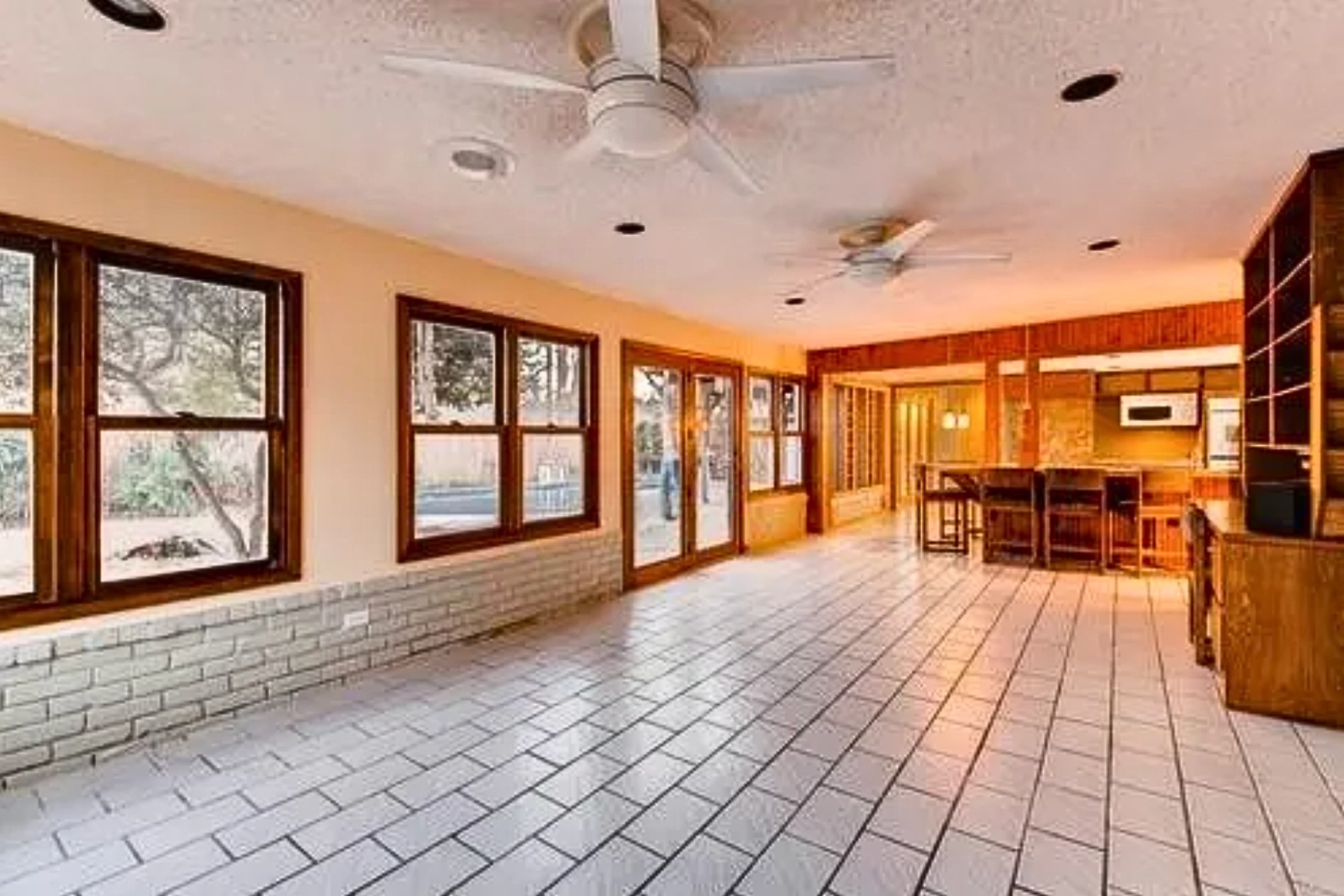 2706 S Surrey Drive Carrollton TX 75006
