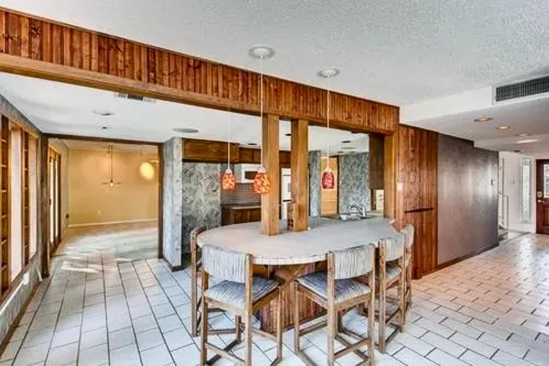 2706 S Surrey Drive Carrollton TX 75006