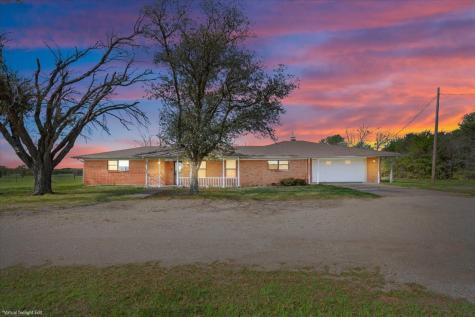 276 Circle P Lane Riesel TX 76682
