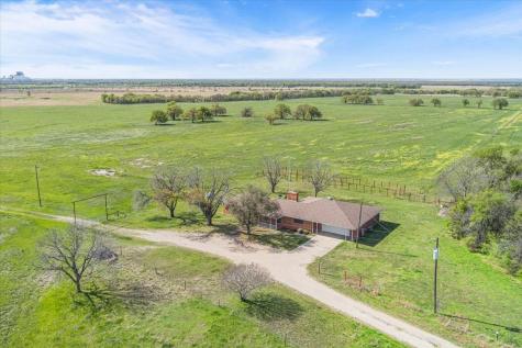 276 Circle P Lane Riesel TX 76682