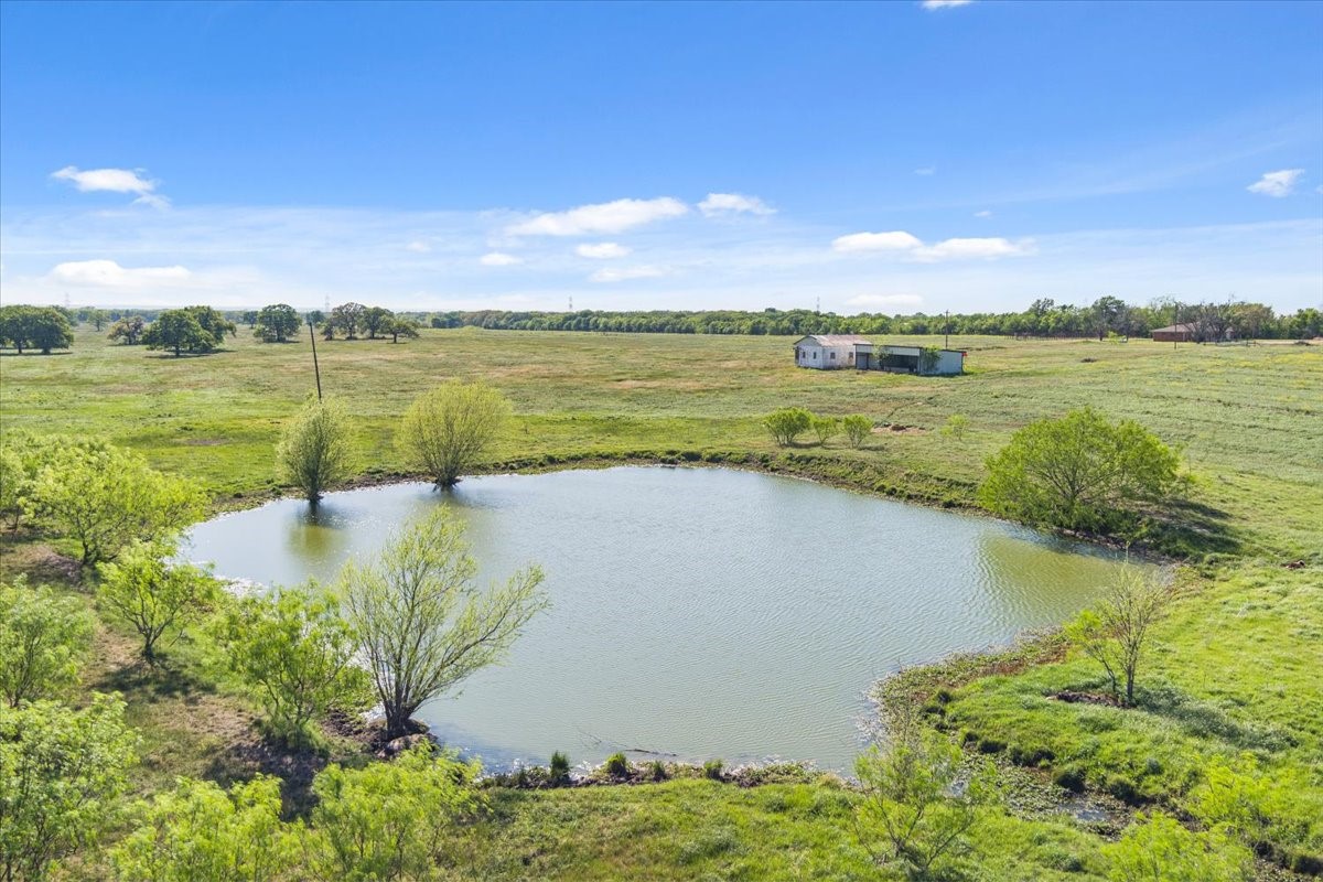 276 Circle P Lane Riesel TX 76682