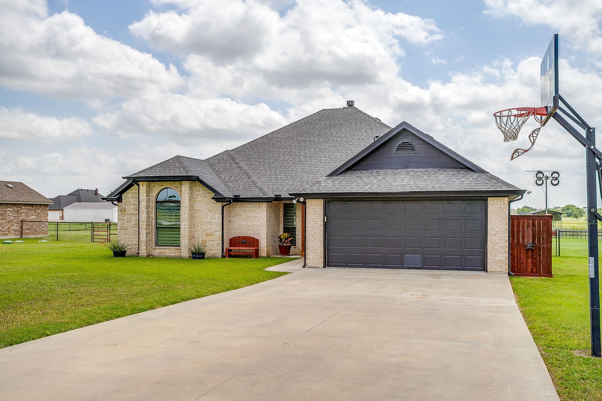 4129 Florance Road Ponder TX 76259