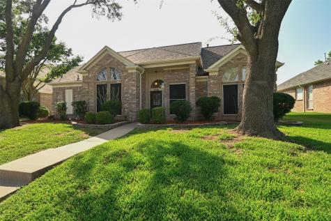 2109 Highwood Street Mesquite TX 75181