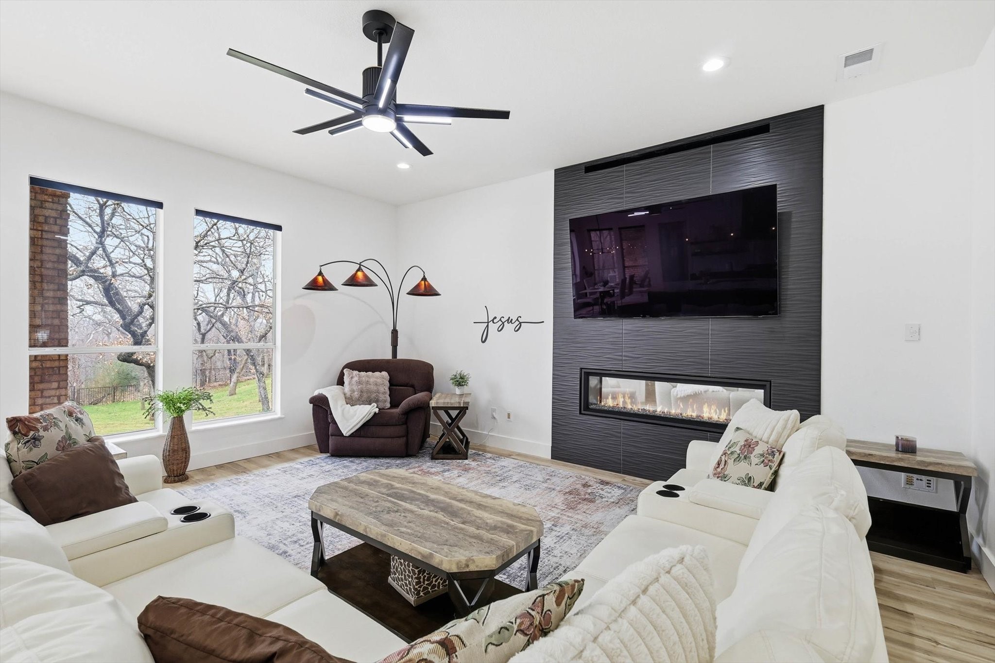 2013 Breaker Lane Flower Mound TX 75022