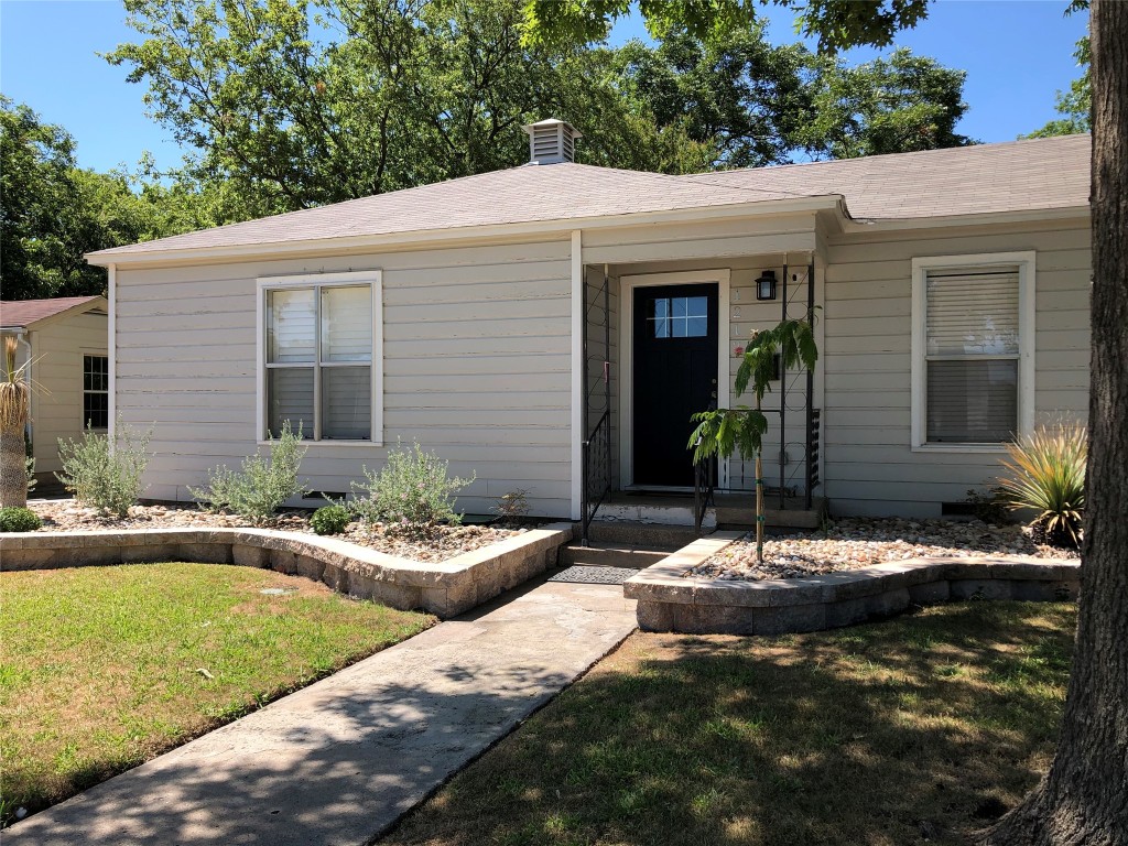 1212 Dent Street Garland TX 75040
