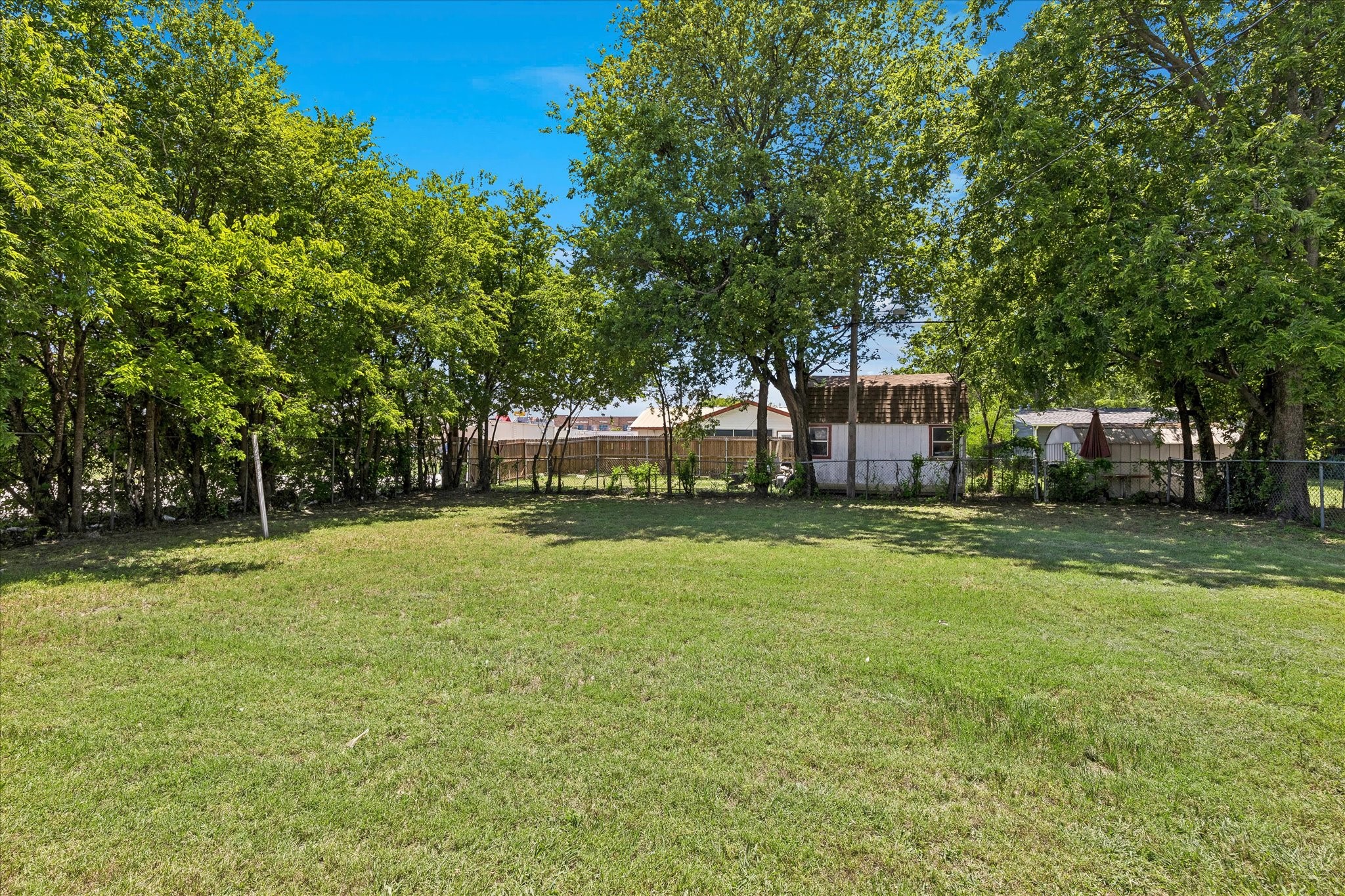 321 Lorna Street Burleson TX 76028