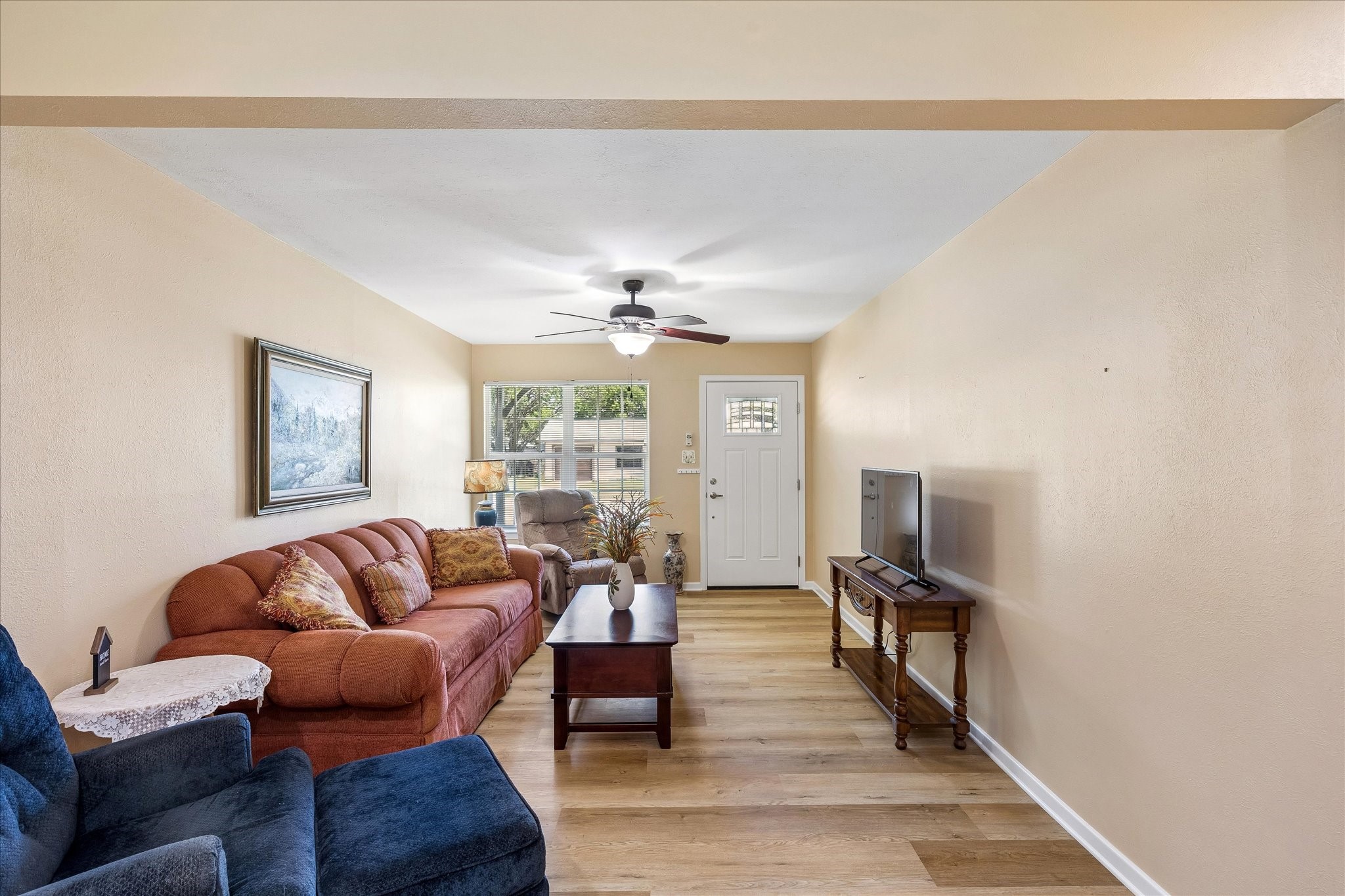 321 Lorna Street Burleson TX 76028