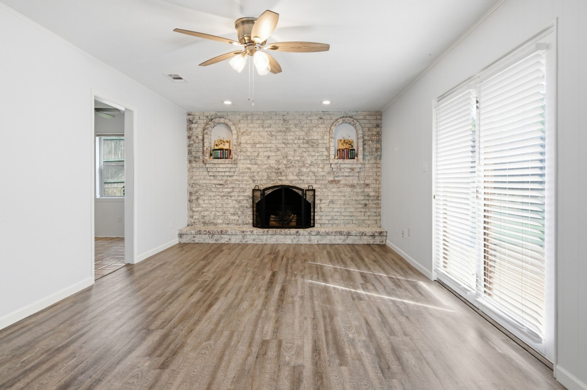 4225 Dawn Drive Benbrook TX 76116