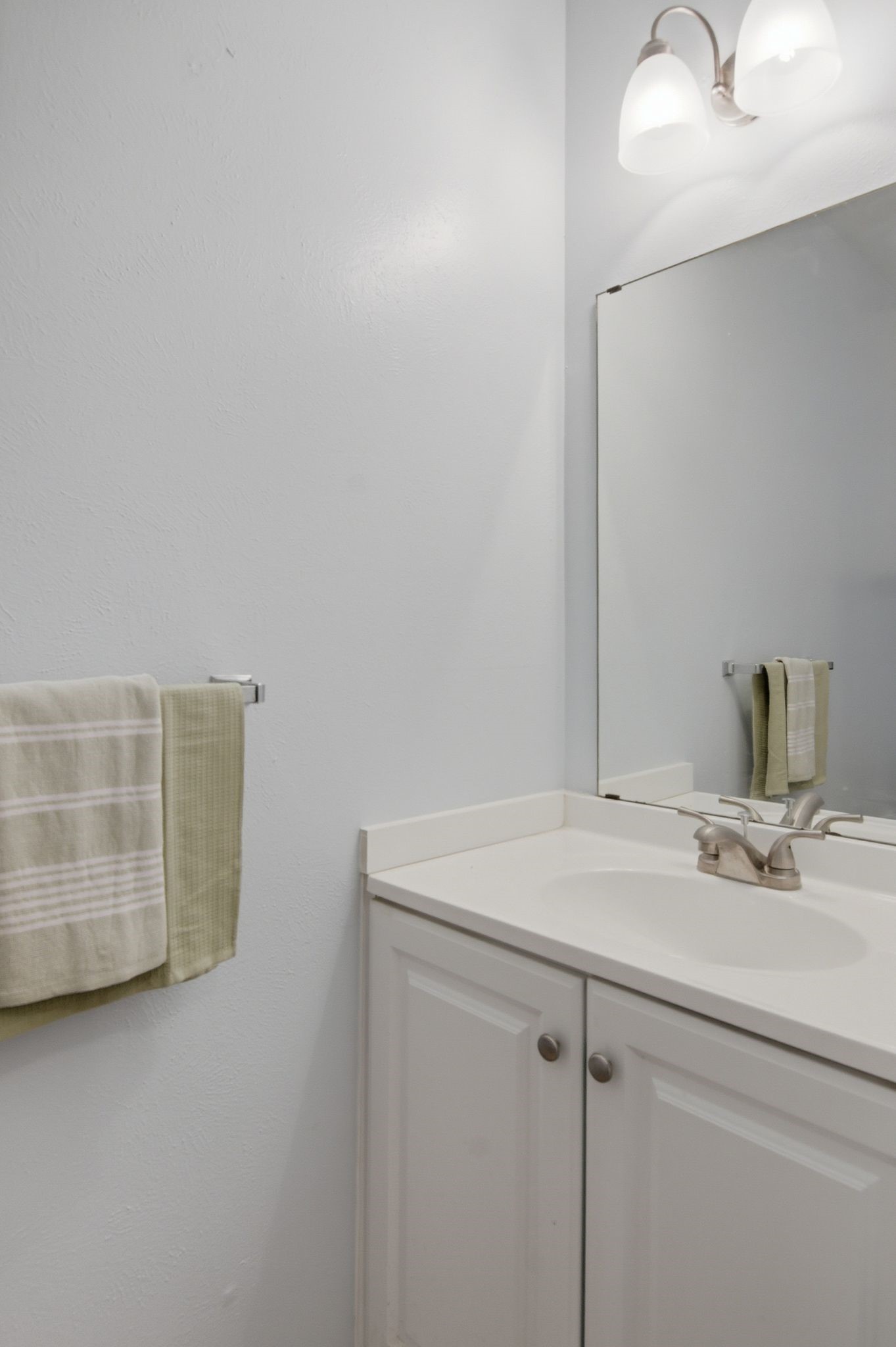 4225 Dawn Drive Benbrook TX 76116