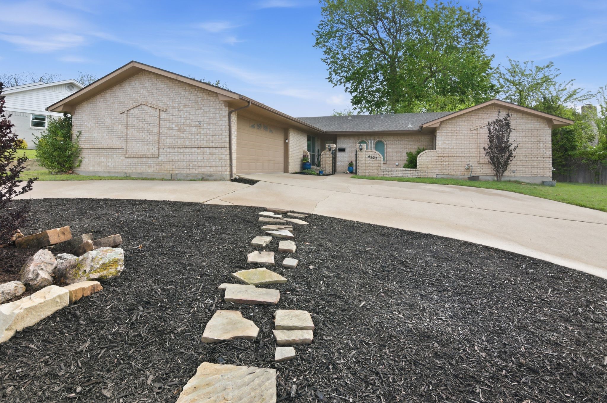 4225 Dawn Drive Benbrook TX 76116