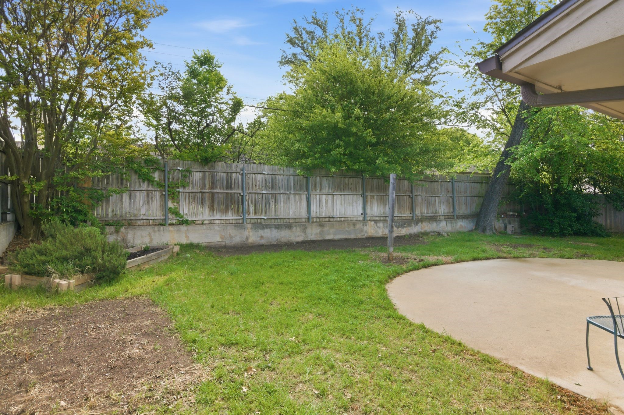4225 Dawn Drive Benbrook TX 76116