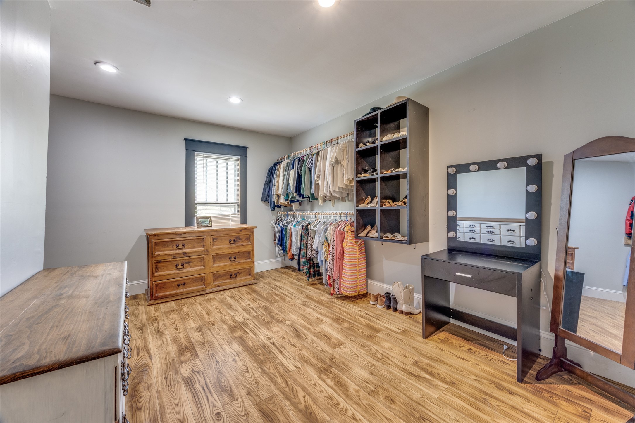 901 N Main Street Leonard TX 75452