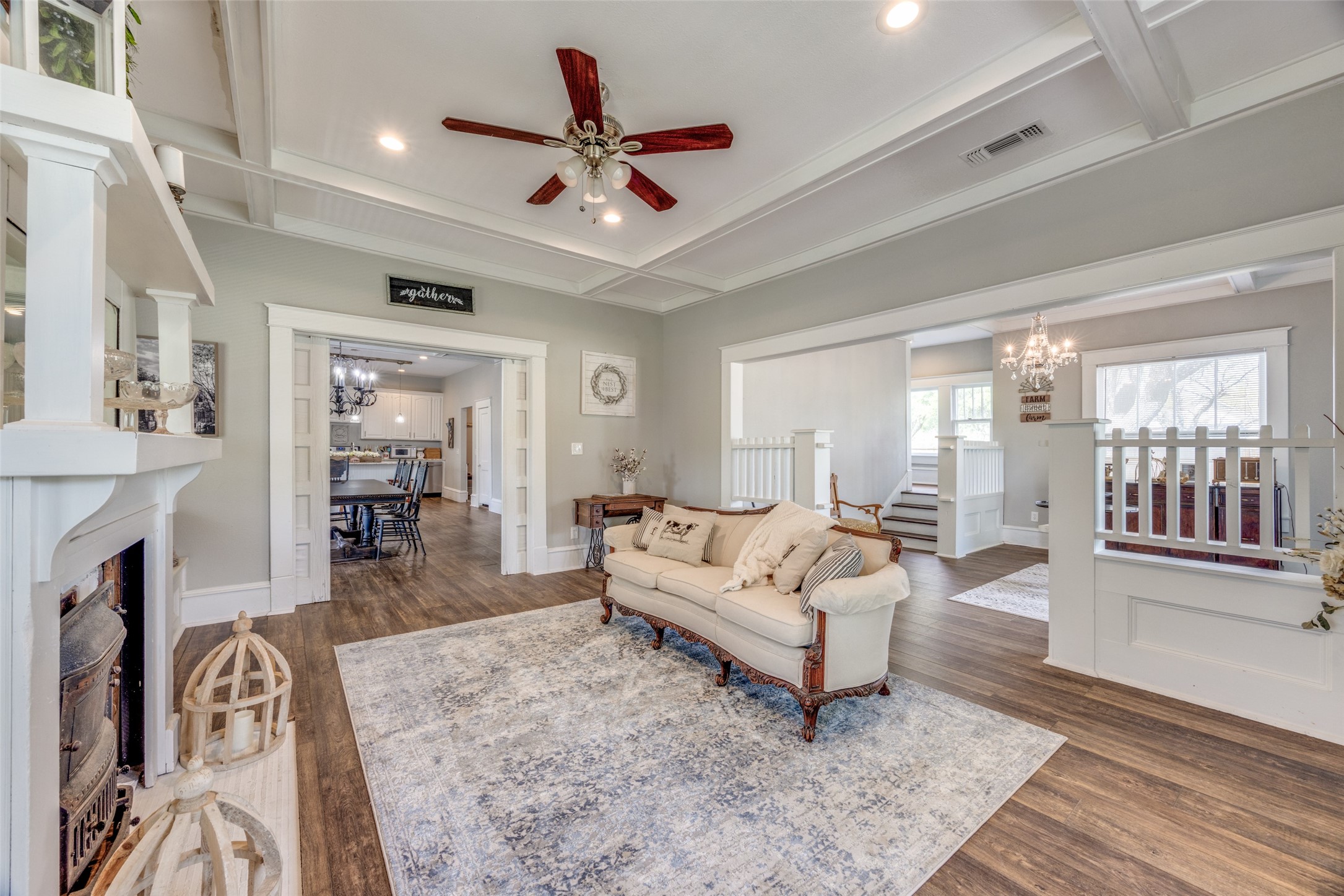 901 N Main Street Leonard TX 75452