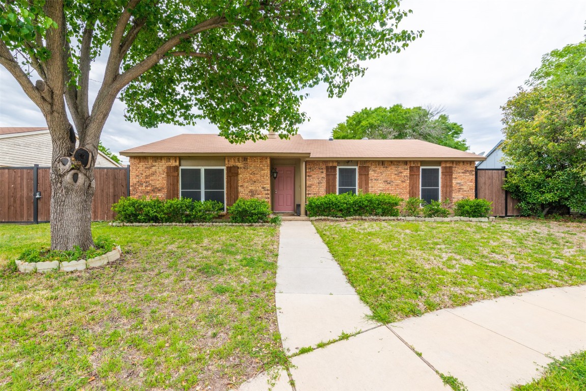 5002 Coffeyville Trail Grand Prairie TX 75052