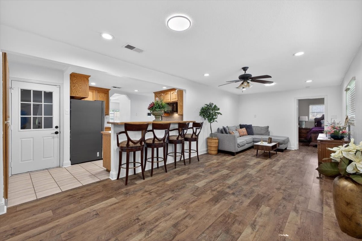 6828 Greenlee Street Fort Worth TX 76112