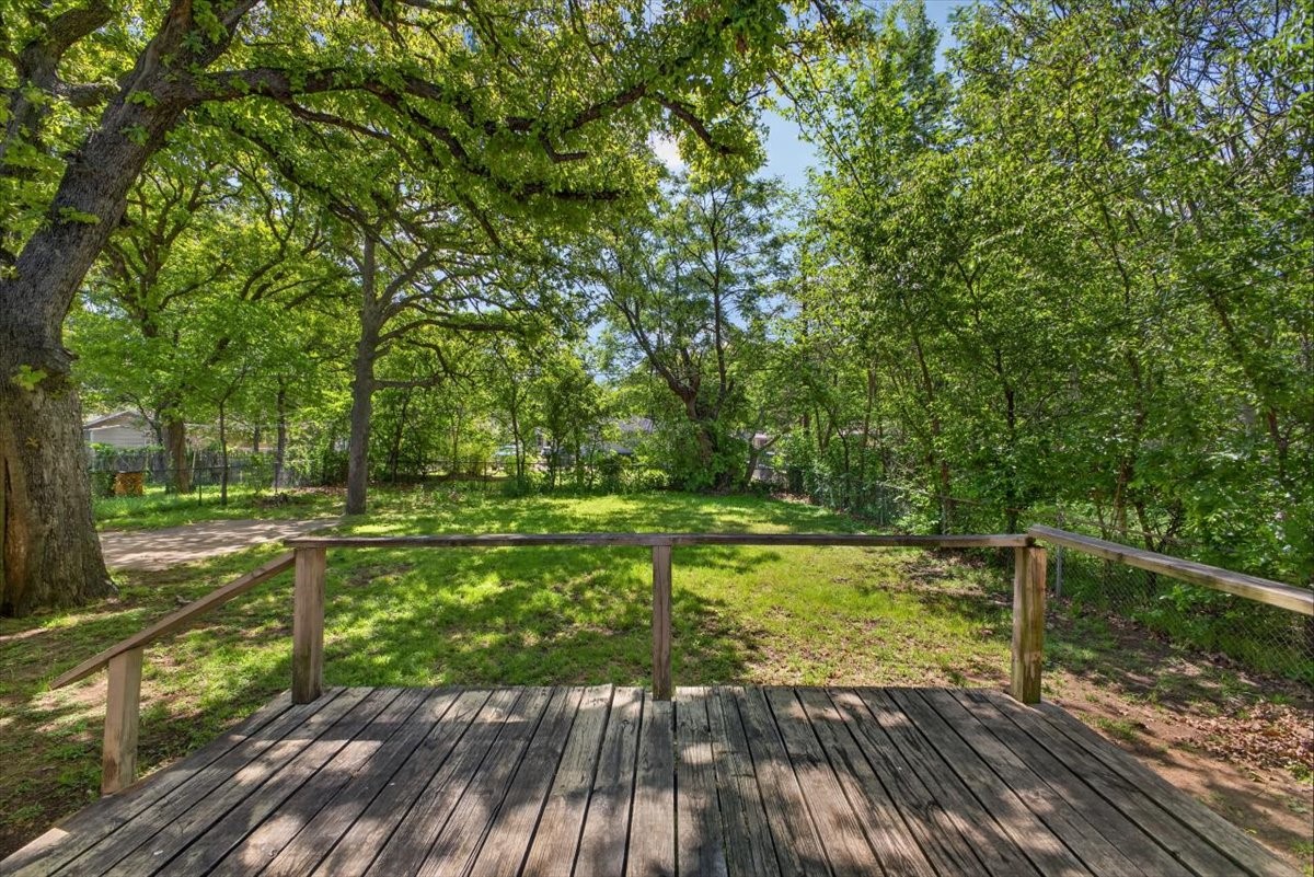6828 Greenlee Street Fort Worth TX 76112