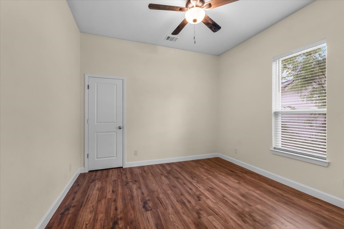 2404 Gould Avenue Fort Worth TX 76164