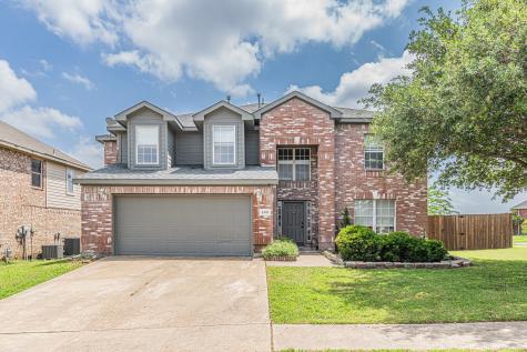 300 Creek Point Lane Arlington TX 76002