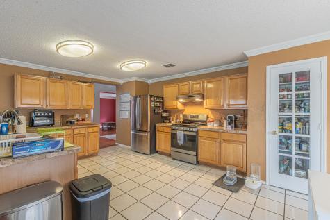 300 Creek Point Lane Arlington TX 76002