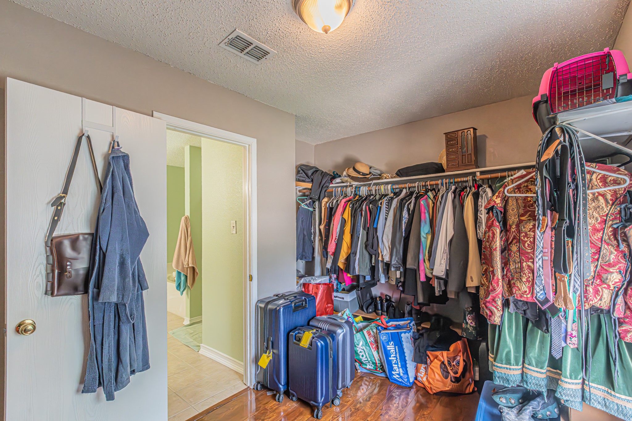 300 Creek Point Lane Arlington TX 76002