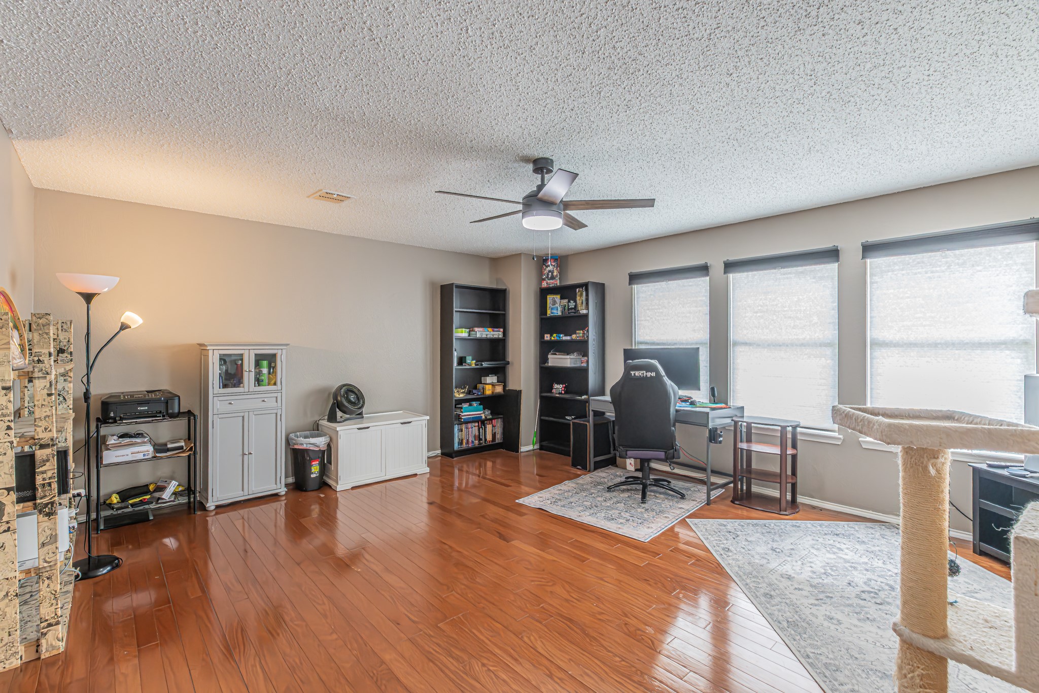 300 Creek Point Lane Arlington TX 76002