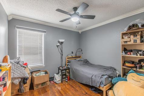 300 Creek Point Lane Arlington TX 76002