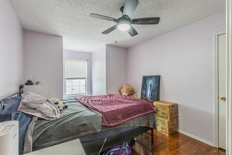 300 Creek Point Lane Arlington TX 76002